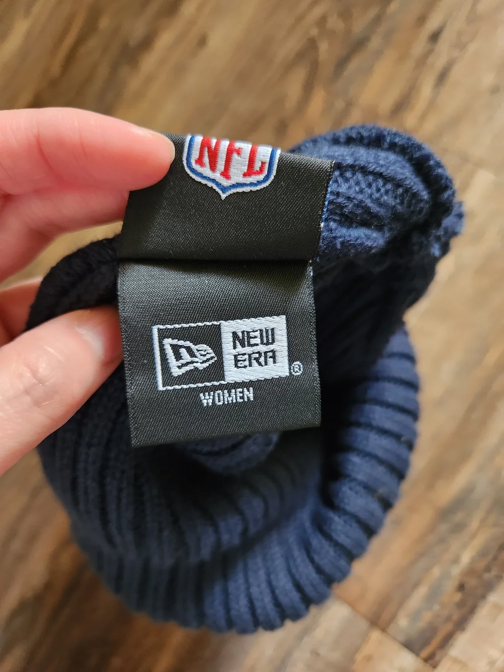 New Era Navy Women's Ribbed Knit Beanie with NFL Shield Tag